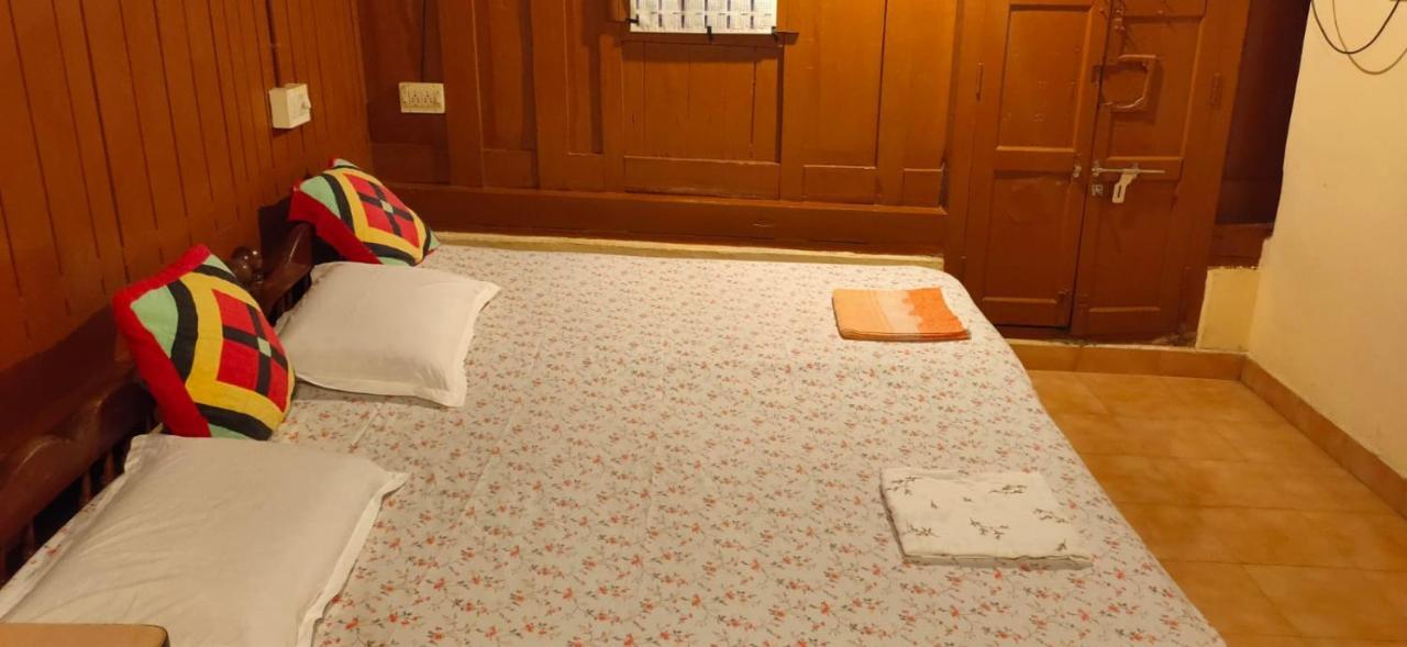 Kuttickattil Pool Home Stay Kumarakom Exterior foto